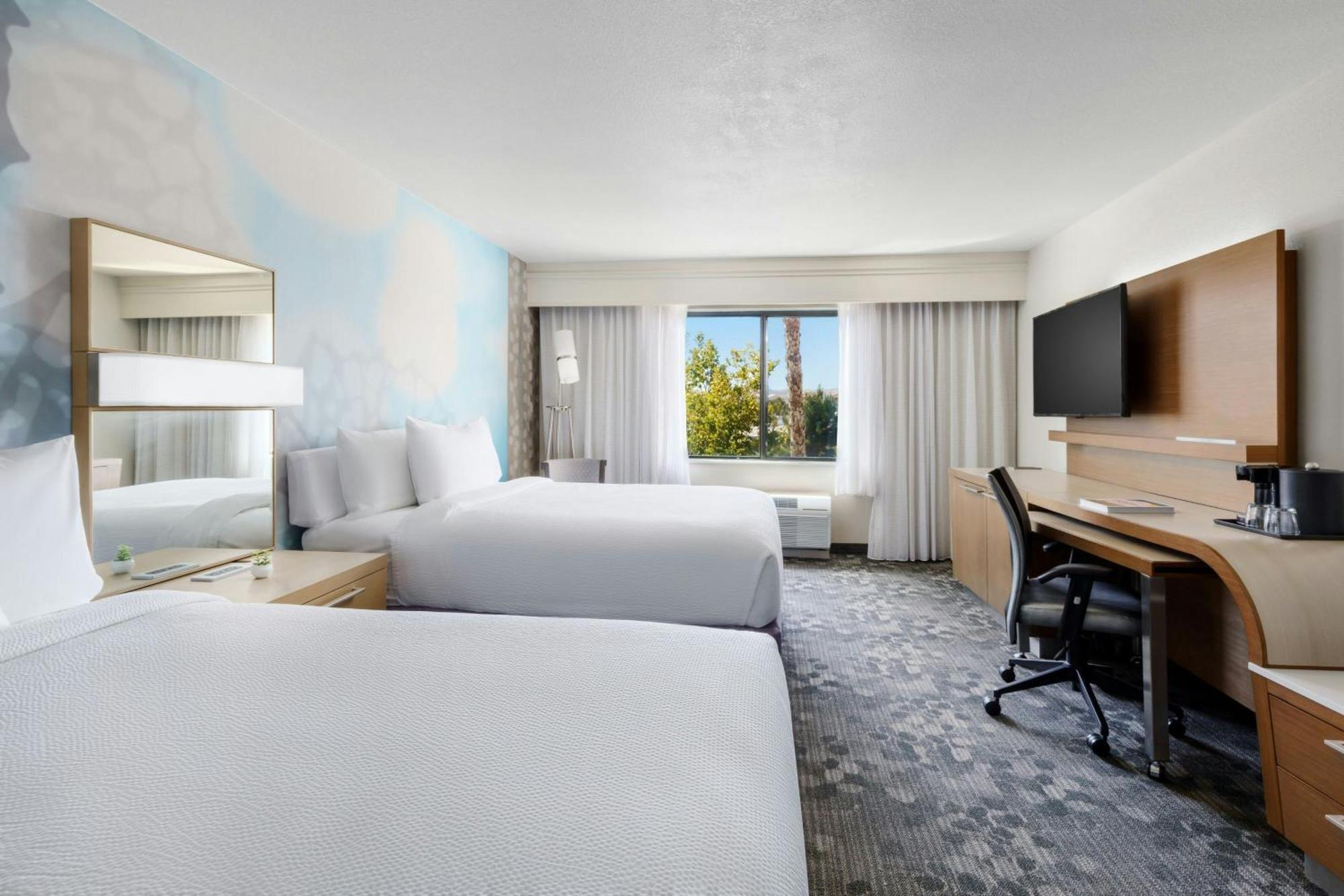 Courtyard By Marriott Palmdale Hotel Eksteriør billede