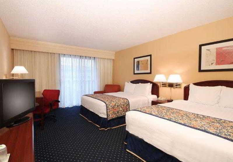 Courtyard By Marriott Palmdale Hotel Eksteriør billede