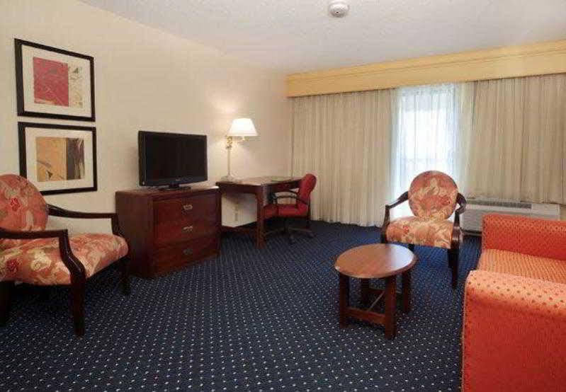 Courtyard By Marriott Palmdale Hotel Eksteriør billede
